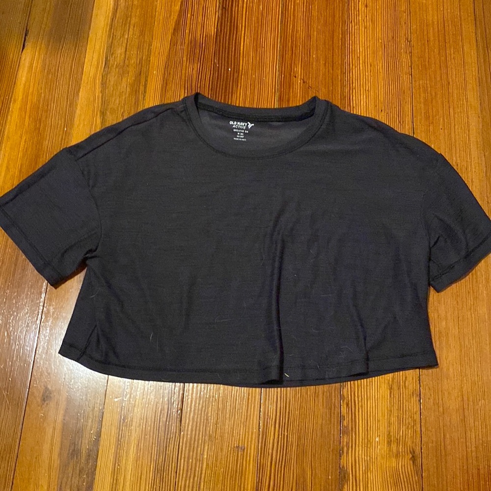 2 pcs old navy active wear crop tops